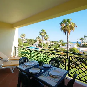 https://apartamento-praia-da-coelha.hotelaalgarve.com